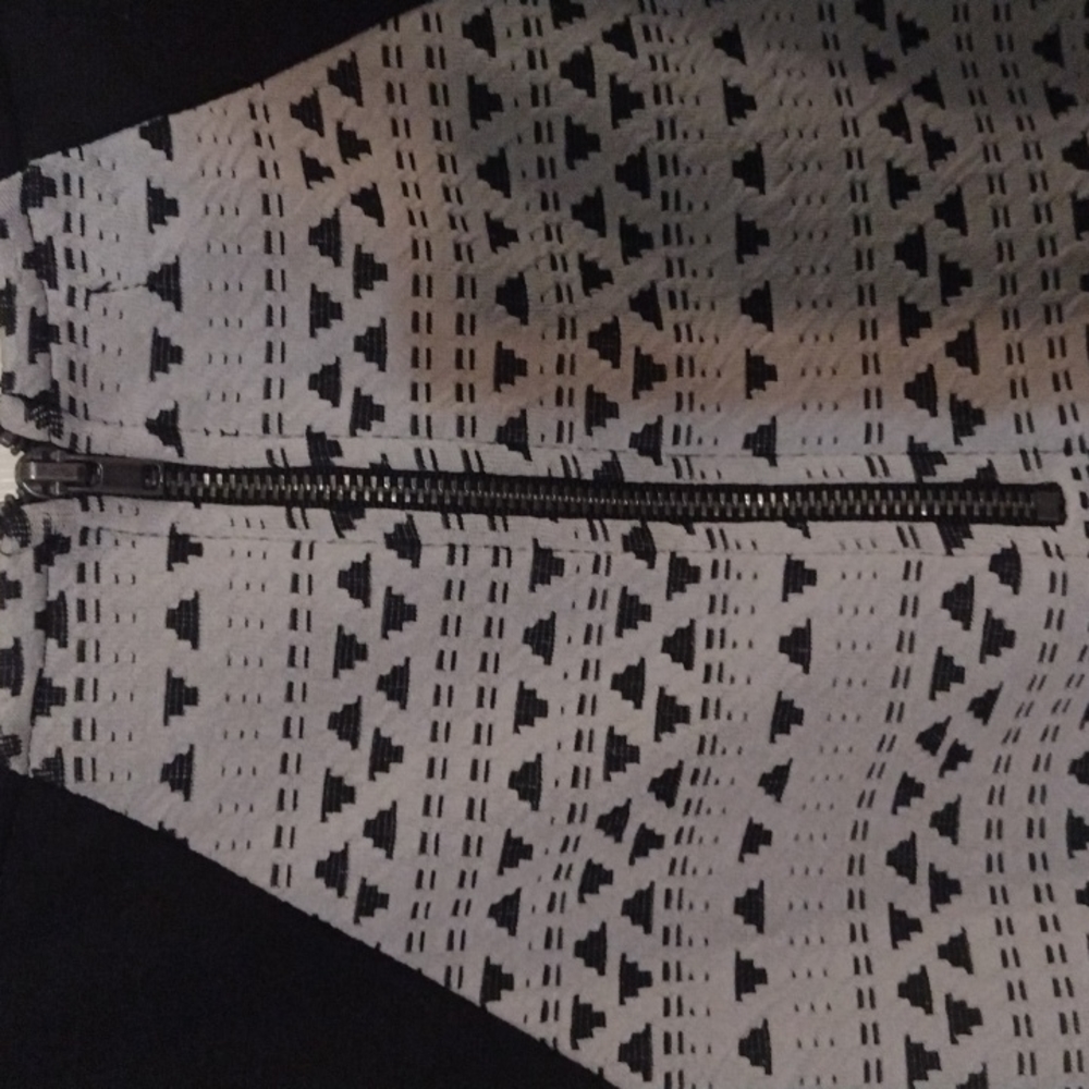 Triangle Dress - Picture 8 of 8